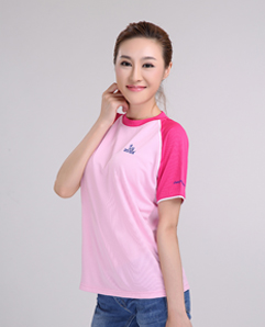 女式夏季粉色圆领T恤